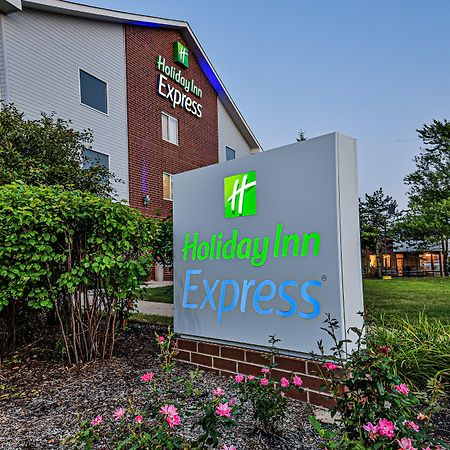 Holiday Inn Express Chicago Northwest-Vernon Hills, An Ihg Hotel Esterno foto